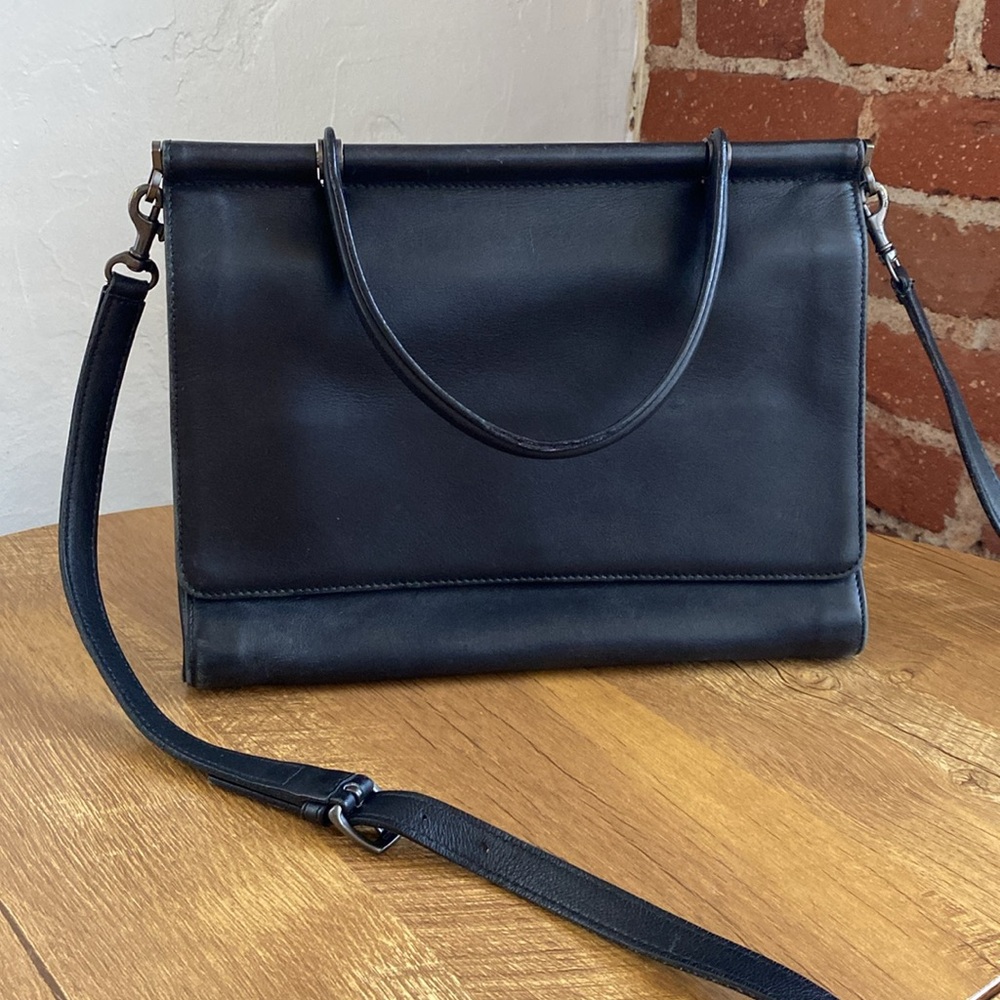 Vintage Coach leather shoulder bag pre 1990s style